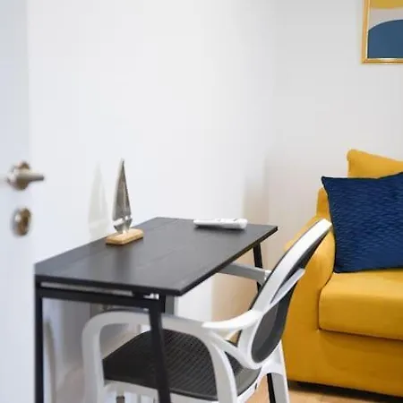 Matisse No11 - One Bedroom Center With Parking *