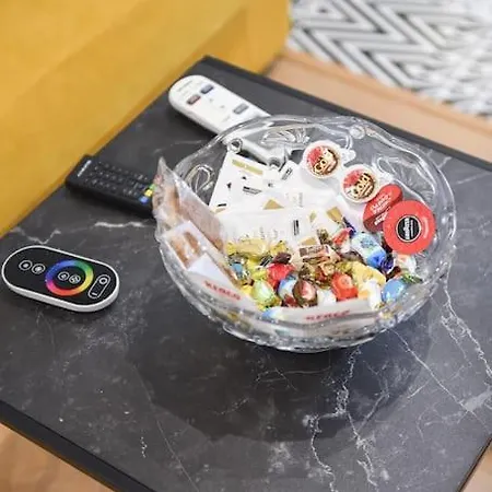 Matisse No11 - One Bedroom Center With Parking Apartment Tirana