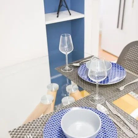 Center 11 - Way Apartment *