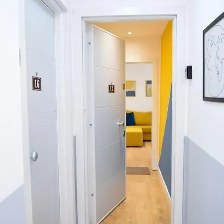 Center 11 - Way Apartment *