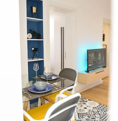Matisse No11 - One Bedroom Center With Parking דירה *