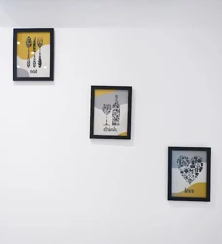 Matisse No11 - One Bedroom Center With Parking アパート *