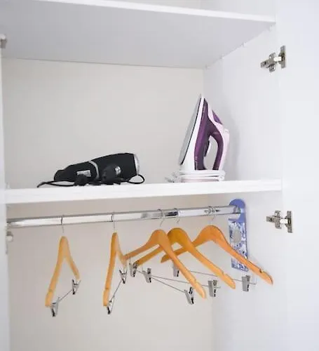 Matisse No11 - One Bedroom Center Daire Tiran